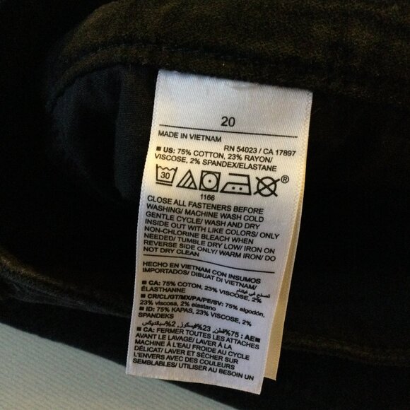 Old Navy Velvet Pants Size 20 Black Flare Higher High Rise Secret Smooth Pockets - Picture 12 of 12